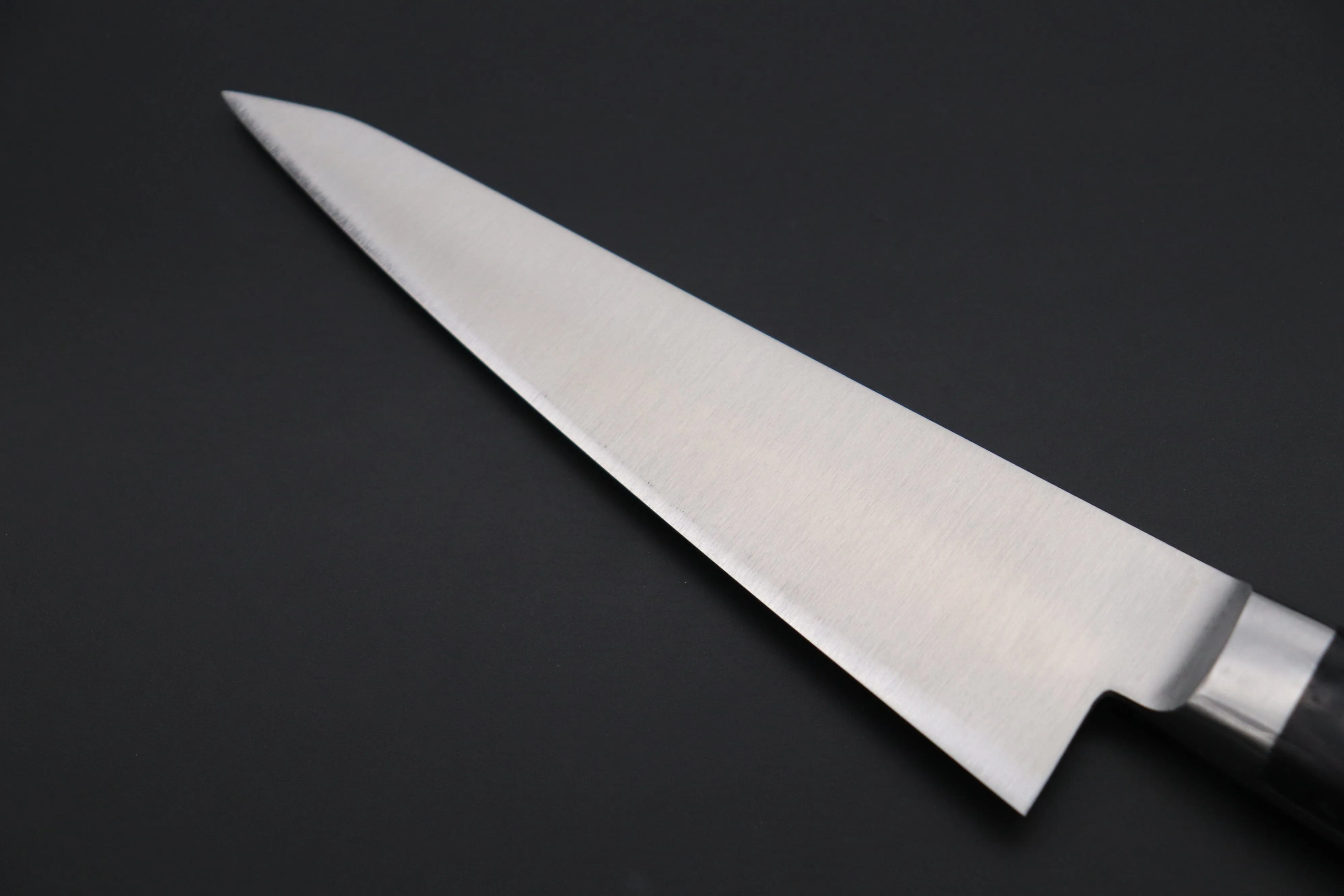 Fujiwara Kanefusa FKM Series No.4 Boning Knife / Honesuki (5.9inch)